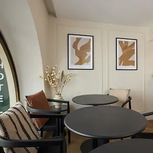 Elysee Secret 4*, Paris Frankrig